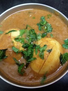 முட்டை குழம்பு(muttai kuzhambu recipe in tamil) செய்முறை முக்கிய புகைப்படம்