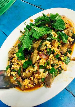 รูปของ ลาบไก่