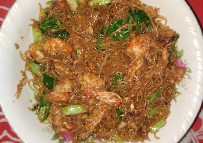 Resep: Bihun goreng udang telur Enak Terbaru