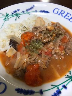 A picture of Tomato beef stew.