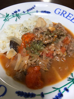 A picture of Tomato beef stew.