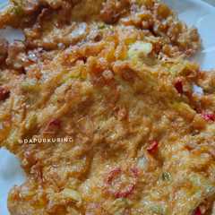 A picture of Dadar telur ala warteg😅.