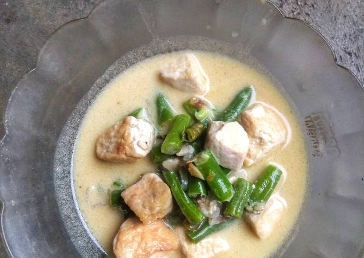 Tahu buncis kuah santan