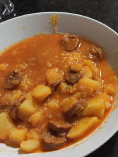 Una foto de Patatas a la riojana