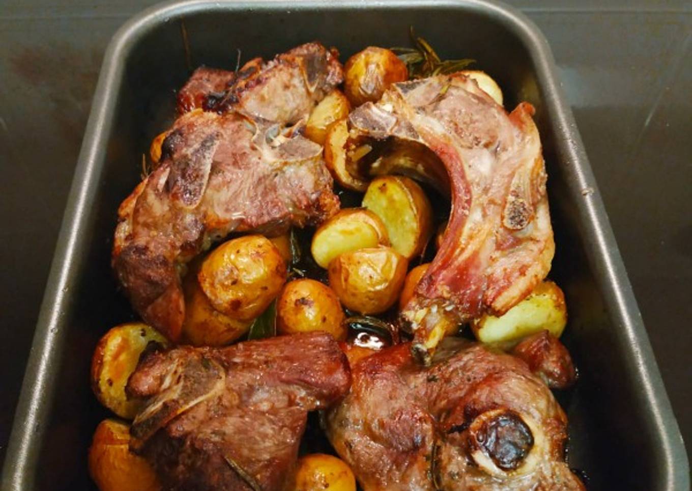 lamb fried with potatoes;