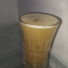 A picture of Red grapes juice.
