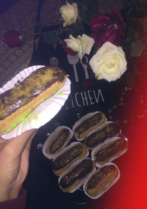 Une photo de Les éclaires au pistache 😋🍴