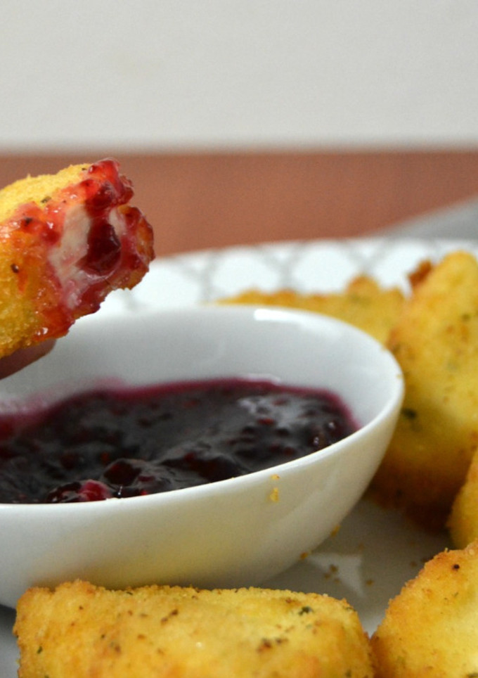 Una foto de Quesitos fritos con mermelada