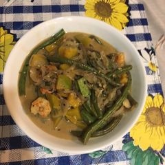 Shrimps in Coconut Milk and Vegetables or Ginataang Hipon na Gulay A picture of Shrimps in Coconut Milk and Vegetables or Ginataang Hipon na Gulay.