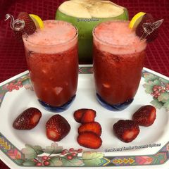A picture of Strawberry Tender Coconut Spritzer.