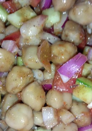 A picture of Chana chaat.