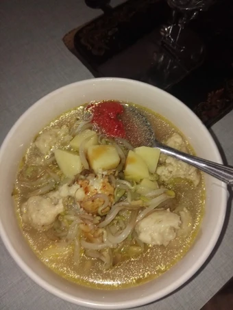 Cara Mudah Membuat Resep Sop bakso ayam yang Enak Banget Anti Ribet, Mantap