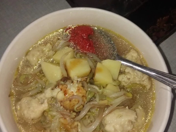 Cara Mudah Membuat Resep Sop bakso ayam yang Enak Banget Anti Ribet, Mantap