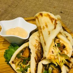Chicken Shawarma A picture of Chicken Shawarma.