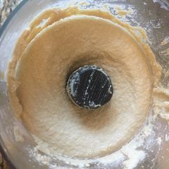 A picture of Humus 🧄.