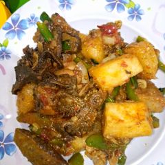 A picture of Peppered offals yam.