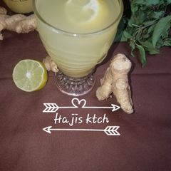 A picture of Chill ginger drink with lemon.
