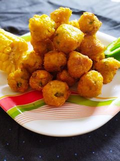 મકાઈ ના વડા(corn vada Recipe In Gujarati) રેસીપી મુખ્ય ફોટો
