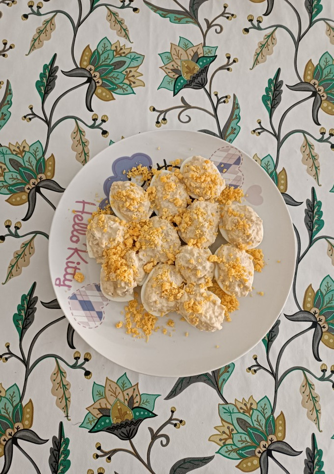 Una foto de Huevos rellenos