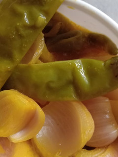 A picture of Onion Chilli Pickle.