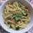 Pasta,gamberetti,zucchine e piselli(kcal 665 a porzione)