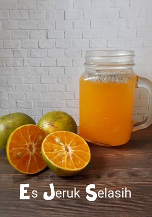 Foto resep Es Jeruk Selasih