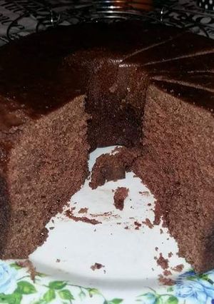 Una foto de Bizcochuelo casero de chocolate en microondas supefácil!! 🍰