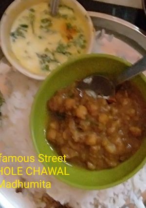 A picture of CHOLE CHAWAL, Street Style.