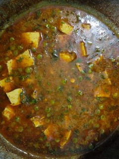A picture of Jhatpat matar paneer recipe.