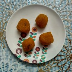 A picture of Easy motichoor laddu at home.