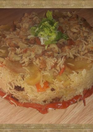 A picture of Maqluba with Cauliflower.