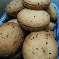 A picture of Homemade Ajwain Cookies.