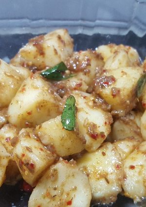 A picture of Aloo Kachalu Chaat !.