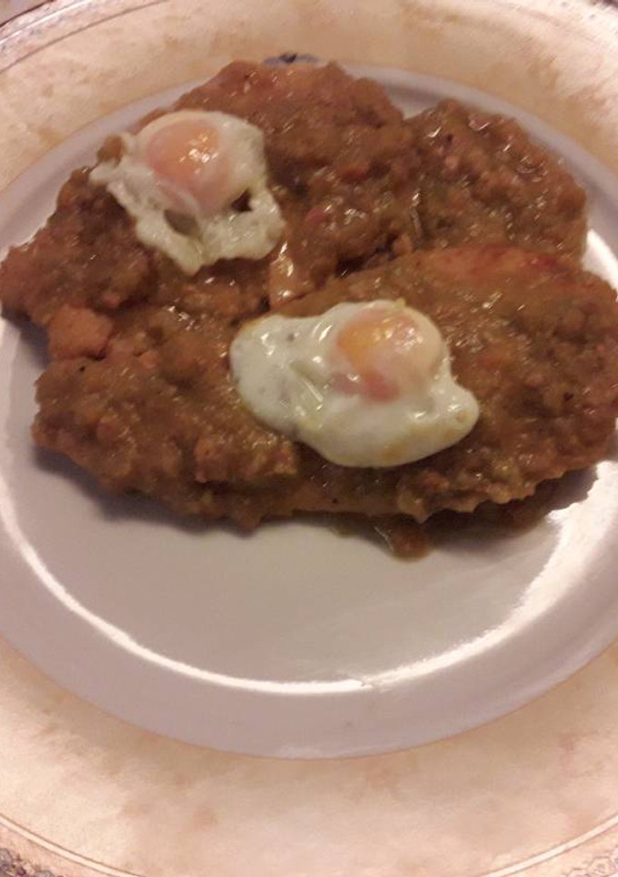 Una foto de 🦃Pechugas de pavo con salsa de verduras y paté de oca🦃
