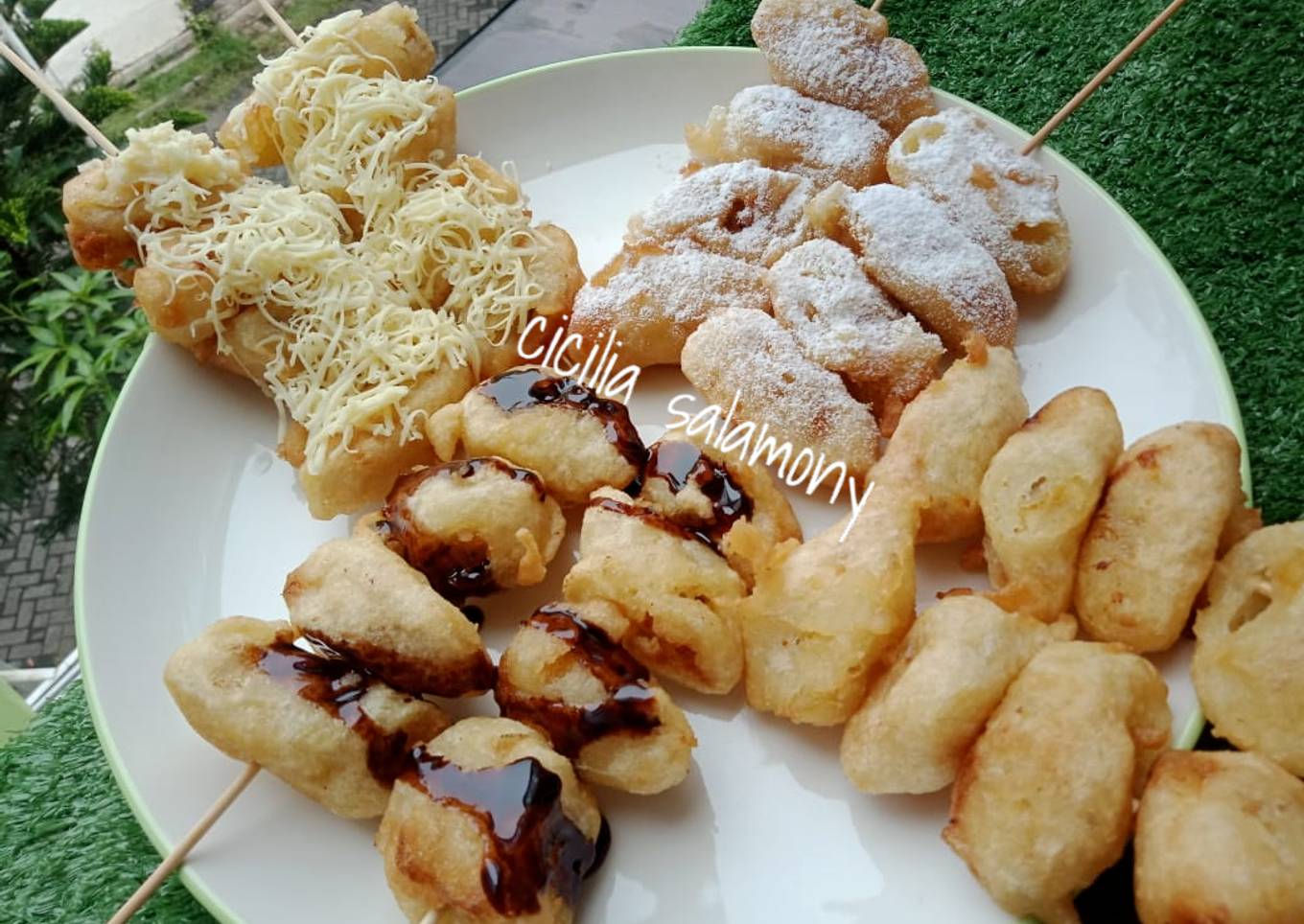 Pisang Goreng Sate