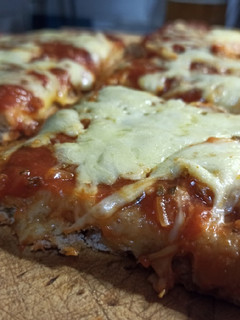 Una foto de Pizza casera de avena y harina integral
