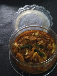 अदरक लहसुन अचार (Adrak lahsun ka achar recipe in hindi) रेसिपी मुख्य फोटो