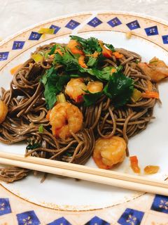 Φωτογραφία της συνταγής Soba noodles με γαρίδες