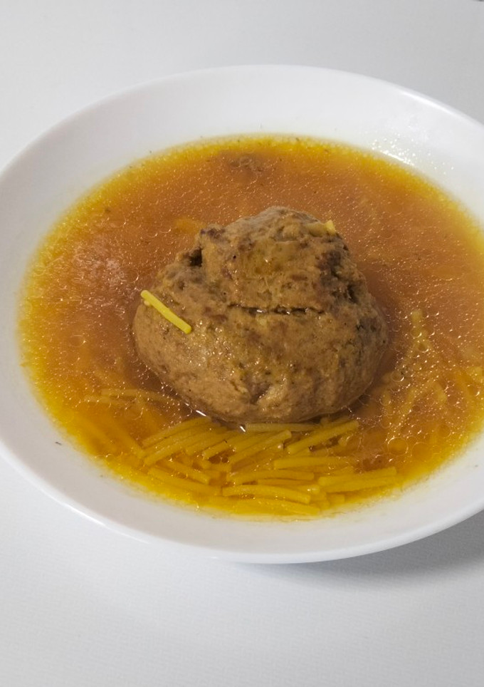Una foto de Sopa de pelota en Olla GM
