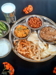 ફરાળી ડિશ(Farali dish recipe in Gujarati) રેસીપી મુખ્ય ફોટો