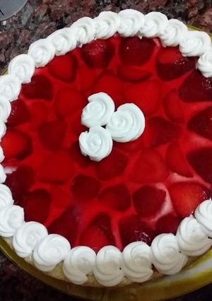 Una foto de Tarta de frutilla económica