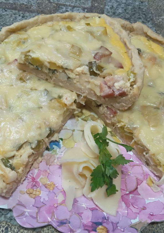 Una foto de Tarta de Puerros y Quesos
