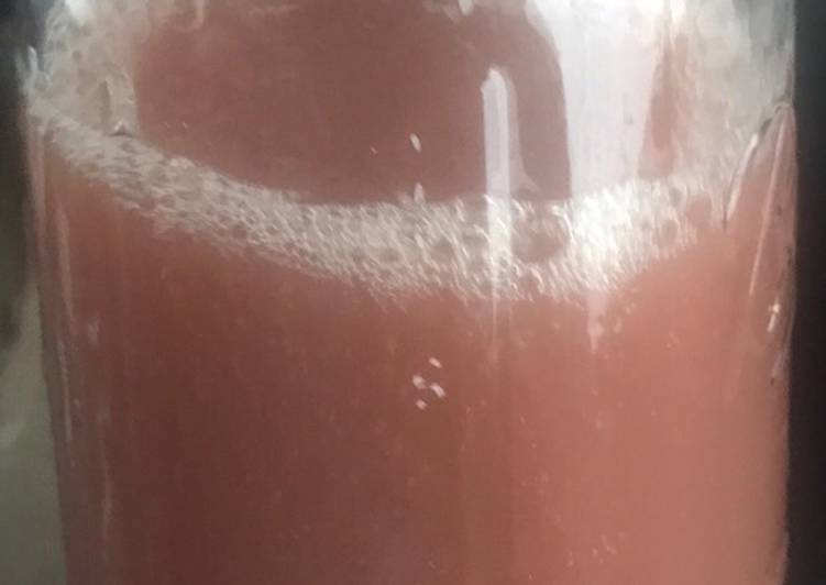 Simple Way to Make Quick Alkaline - Seeded Grapes Juice