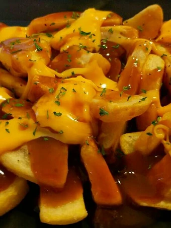 Easy Steps to Prepare Mike&#39;s Hillbilly Poutine the Delicious So Delicious