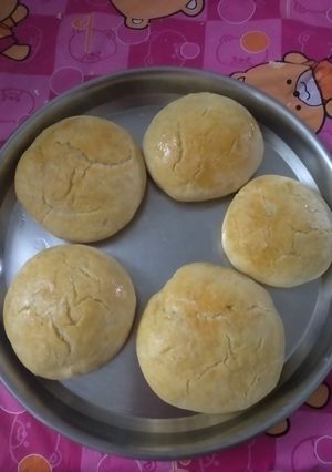 A picture of Sudanese (African) Bread.