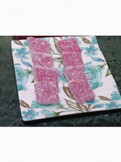 नारियल बर्फी (Nariyal Barfi recipe in Hindi) रेसिपी मुख्य फोटो