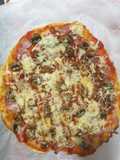 Pizza casera con especias BBQ