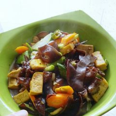 A picture of Stir Fried Mix Veggies and Tofu in Oyster Sauce9.