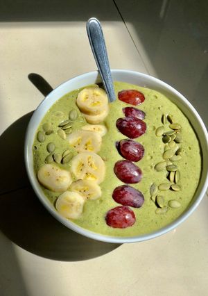 Hình của món Green Smoothie (sinh tố xanh).