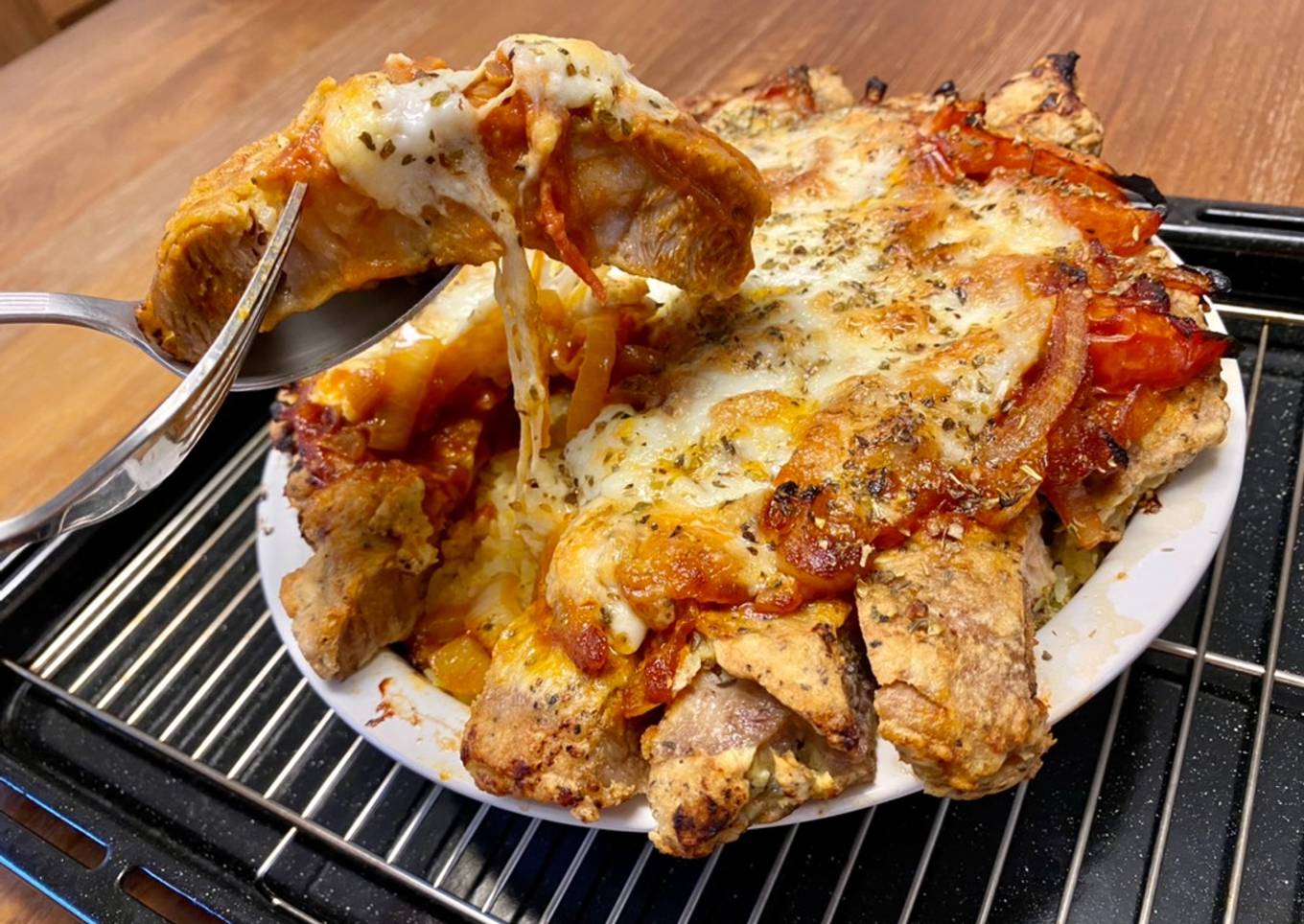 Hong Kong Style Baked Pork Chop with Rice 港式焗豬扒飯